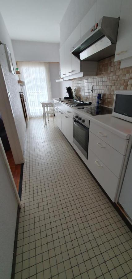 Cosy Apartment Near The Beach And City Center Oostende Eksteriør bilde